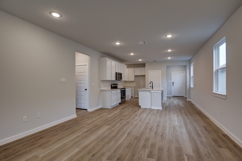 911301 5906 Sendero Ranch Bear Creek Century Communities