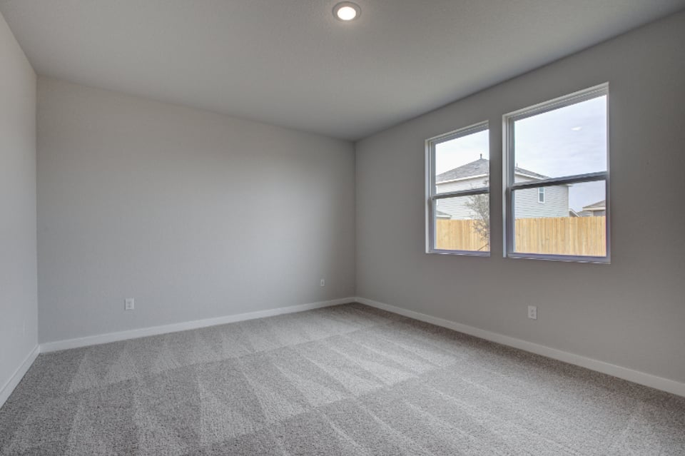 A room with windows.