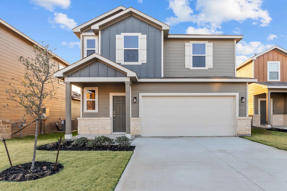 9935 forestier grn exterior 4.1.25