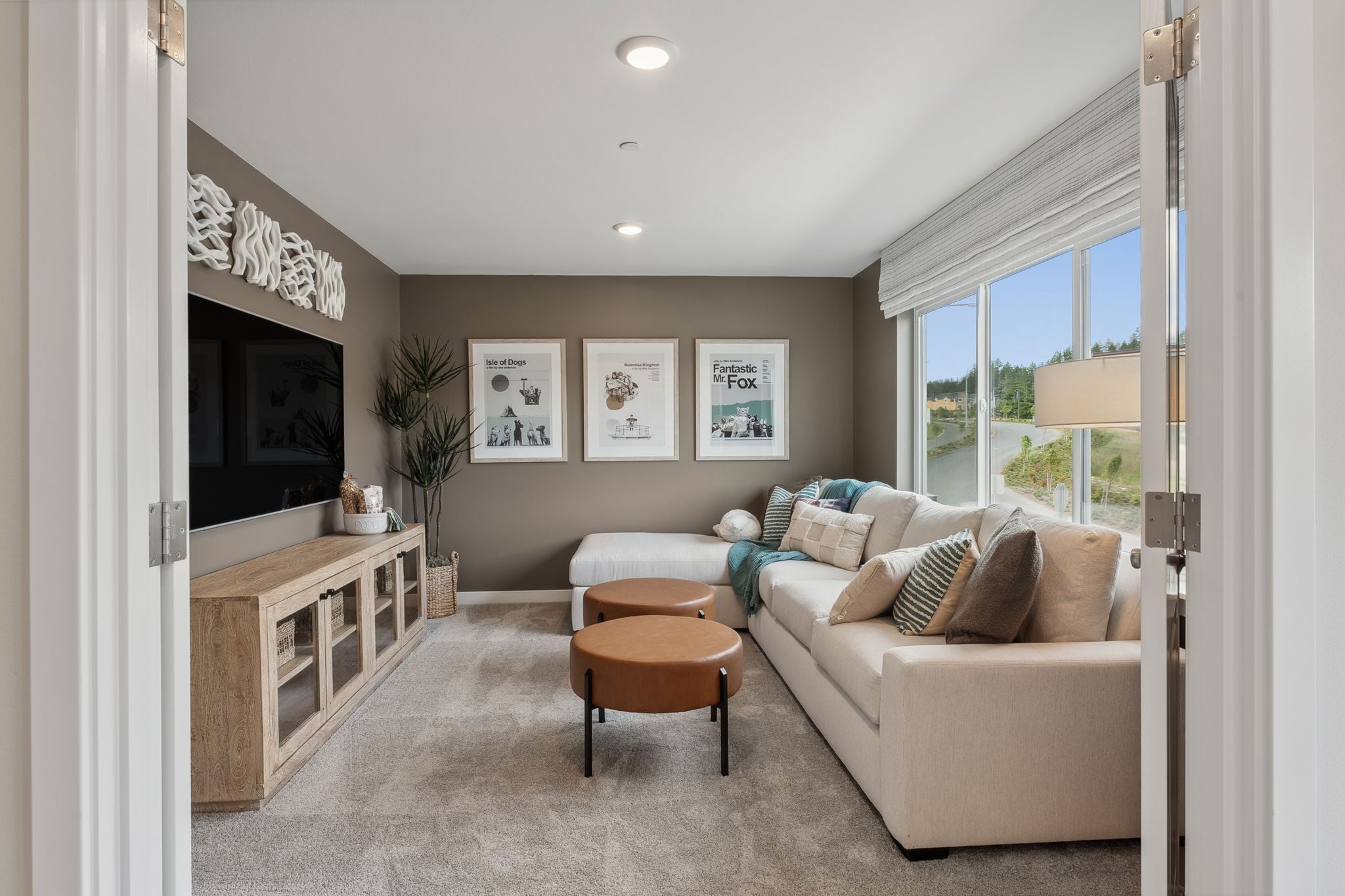 A living room with a couch and a coffee table.