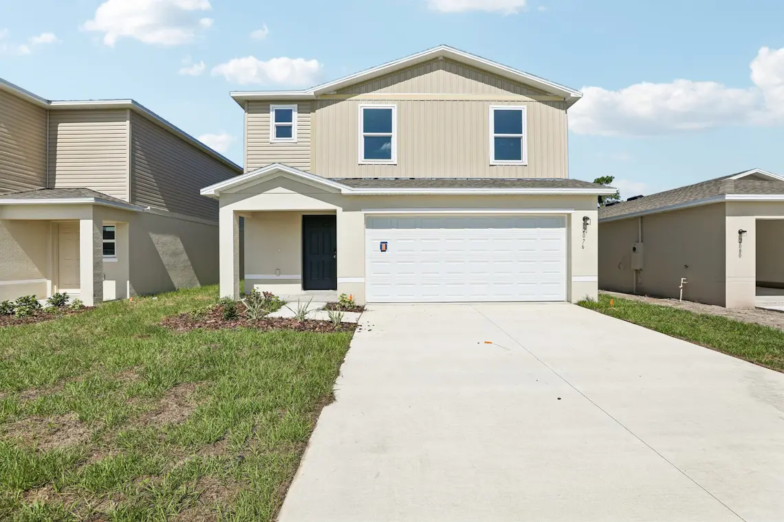 2076 Golden Beak Dr