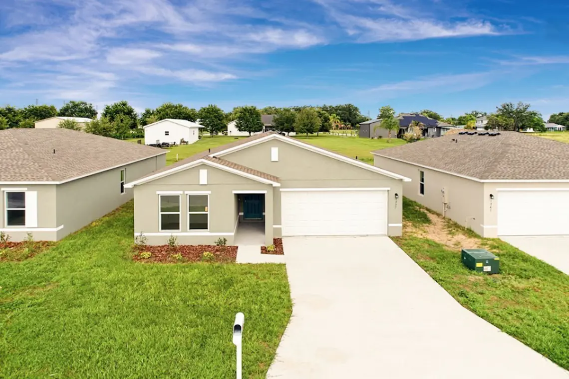 1337 Stone Ridge Cir