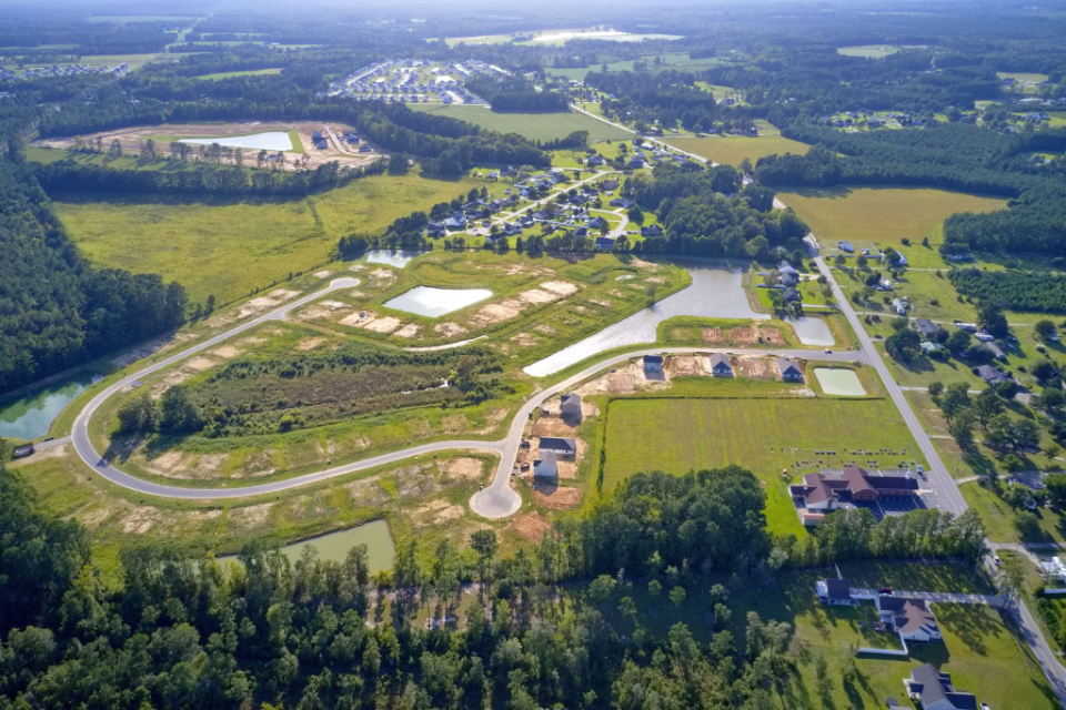 An aerial view of a town.