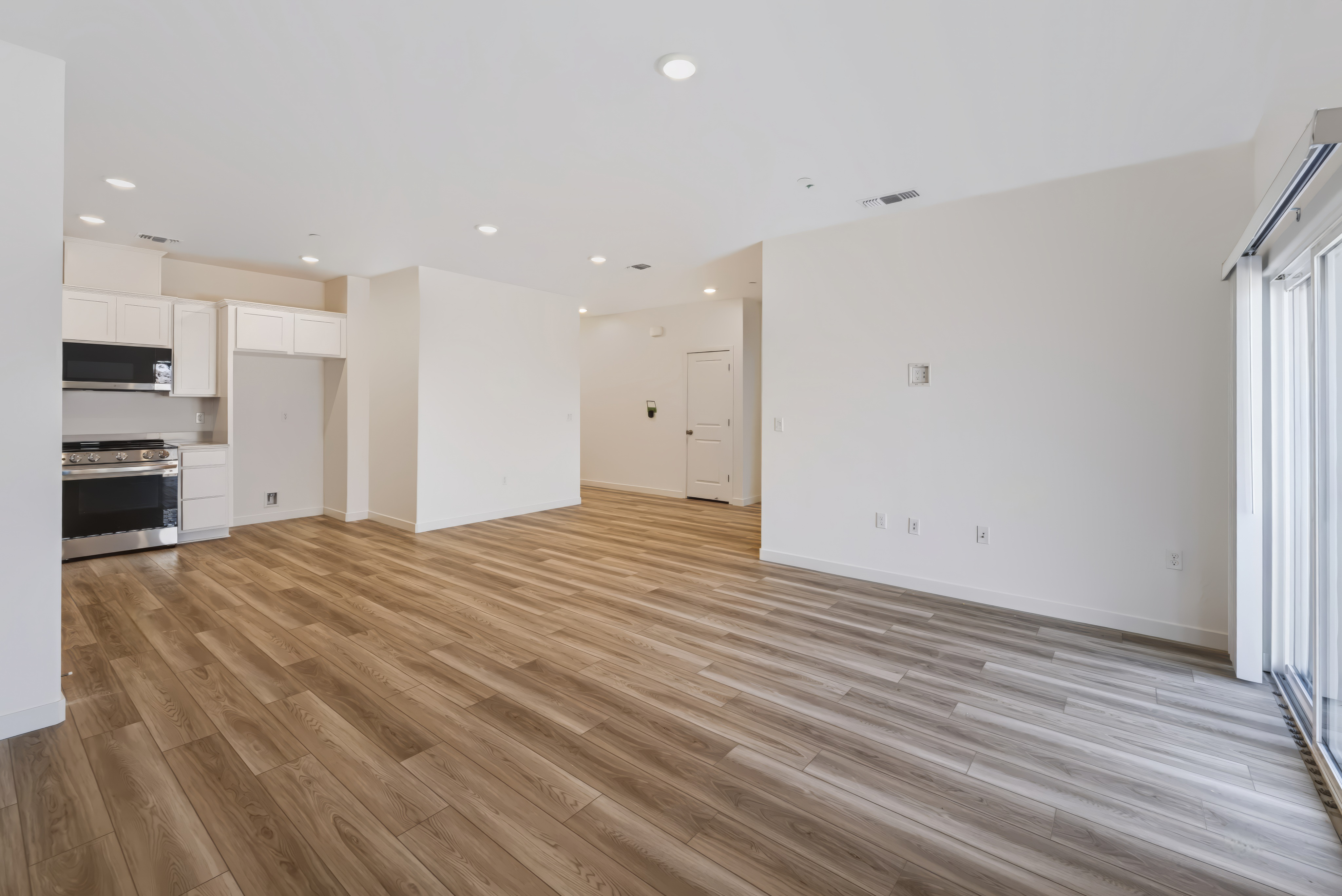 A large empty room.